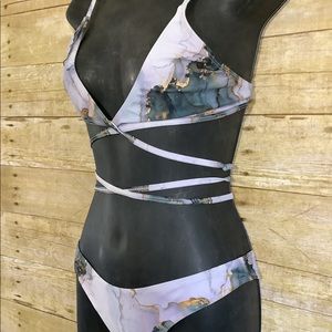 Women’s Shien marble bikini set size small